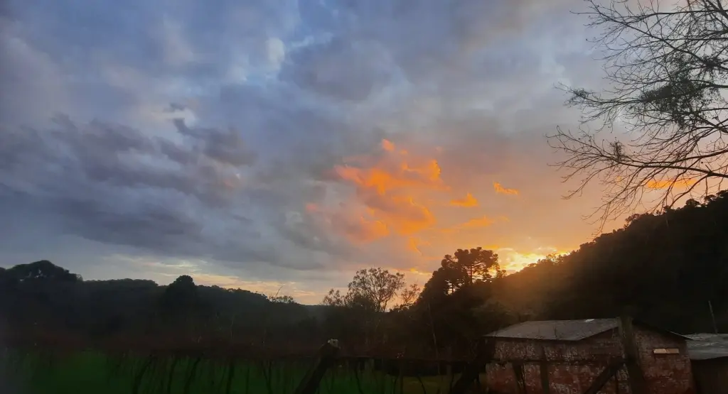 O que aconteceu no estranho amanhecer de hoje