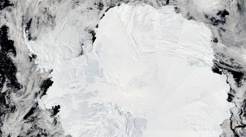 Corredor polar se abre para ar frio mais frequente e forte