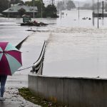 Chuva sem precendentes inunda a região de Sydney