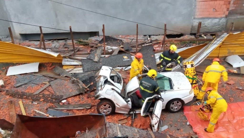 Emergência, estragos e inundações com a passagem do ciclone