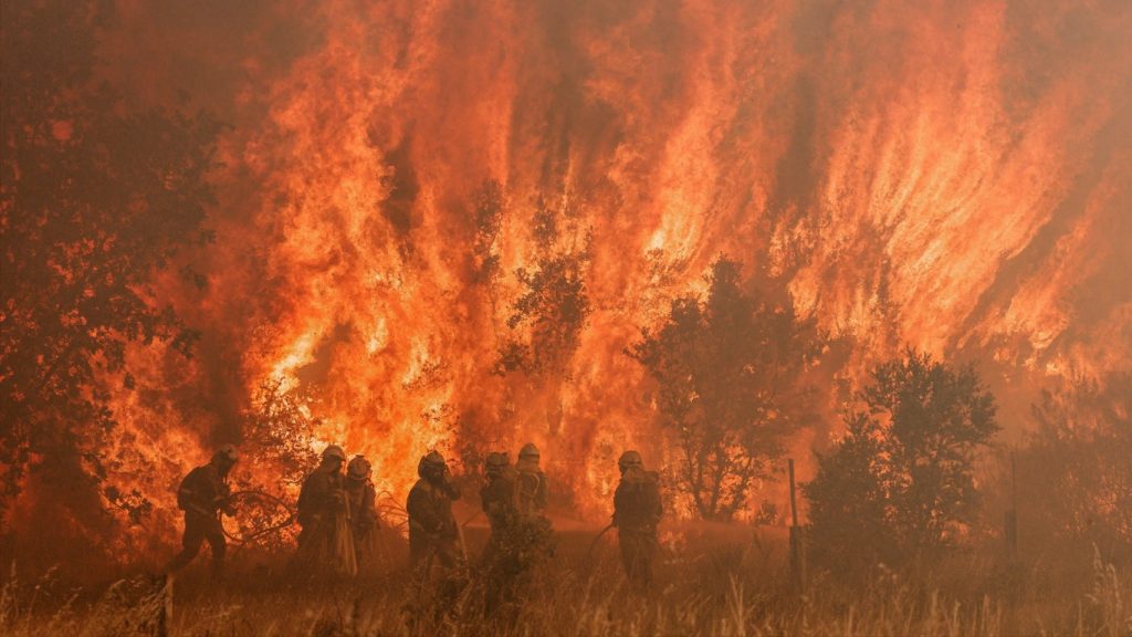 Espanha vai declarar calamidade por onda de incêndios