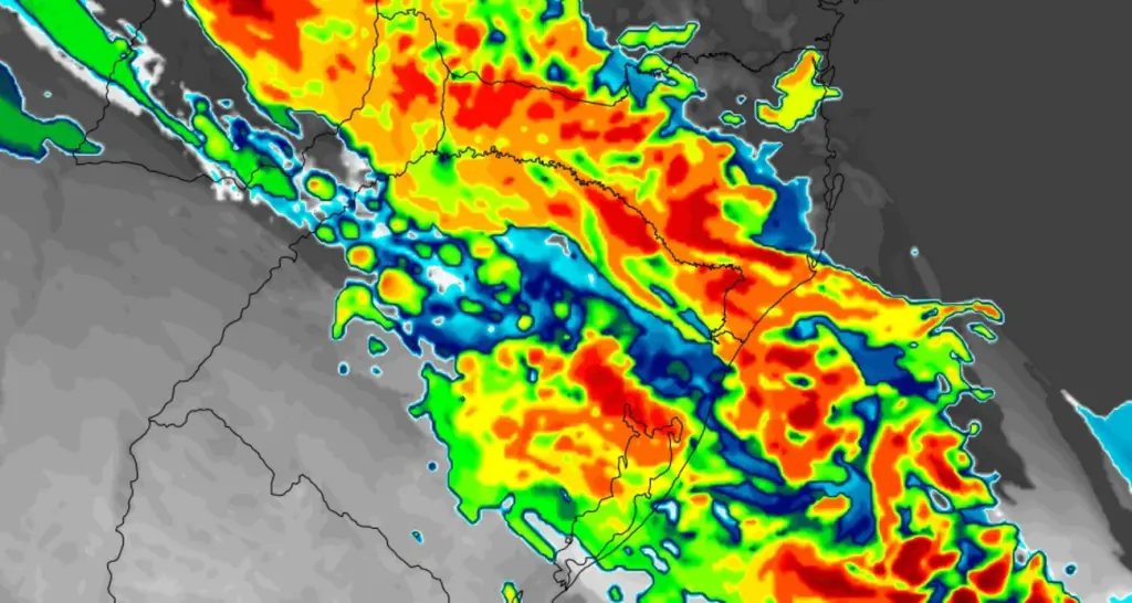 Frente fria avança pelo Sul do Brasil com chuva e tempestades