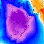 Frente fria forte e intensa massa de ar polar vão atingir o Brasil