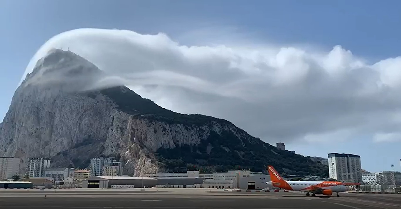 <span class="entry-title-primary">Conheça a nuvem Levanter que encantou os meteorologistas</span> <h2 class="entry-subtitle">Formação ocorre em Gibraltar a partir da interação do vento úmido com o relevo único do local na península ibérica </h2>