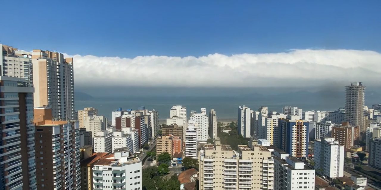 <span class="entry-title-primary">Qual foi a nuvem que impressionou no litoral do Sudeste e como se formou</span> <h2 class="entry-subtitle">Entenda o que são as ruas de nuvens rolos e como tais formações se originaram neste domingo no litoral de São Paulo </h2>