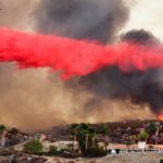 Fogo, calor recorde e emergência elétrica na Califórnia