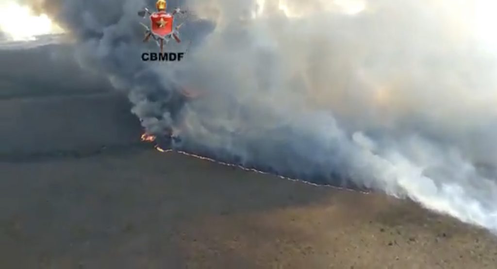 Risco extremo de fogo no Cerrado com calor e tempo seco