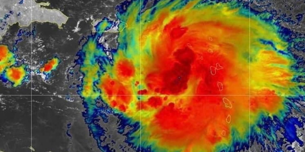 <span class="entry-title-primary">Fiona causa estragos no Caribe e ameaça Porto Rico</span> <h2 class="entry-subtitle">Tempestade tropical deixou um morto em Guadalupe e agora pode provocar até 500 mm de chuva em Porto Rico </h2>