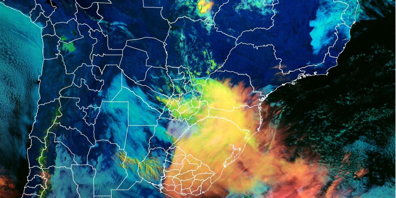<span class="entry-title-primary">Frente fria levará chuva do Sul para o Centro-Oeste e o Sudeste</span> <h2 class="entry-subtitle">Chuva atingirá muitas áreas do Centro e do Sul do Brasil nesta semana antes da chegada de uma massa de ar frio de trajetória continental</h2>