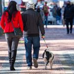 Clima de julho em pleno outubro com chuva, vento e frio