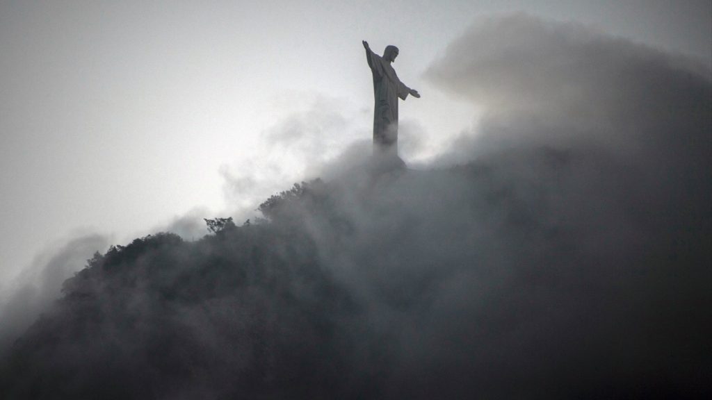 Vem muita chuva e frio fora de época para o Rio de Janeiro