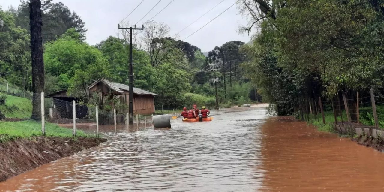 <span class="entry-title-primary">Vem mais chuva em áreas sob enchentes em Santa Catarina</span> <h2 class="entry-subtitle">Volumes de chuva se aproximam de 350 mm em pontos entre o Oeste e o Meio-Oeste de Santa Catarina com inundações </h2>
