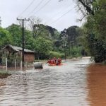 Vem mais chuva em áreas sob enchentes em Santa Catarina