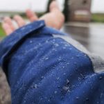 Novembro começa com geada, chuva congelada e neve inédita