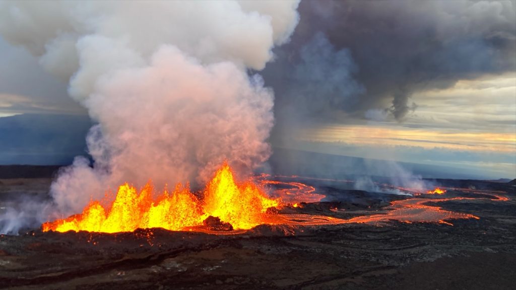 Vulcão Forma Rios De Lava No Havaí Veja As Imagens 