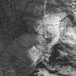 Circulação marítima provoca chuva e rajadas de vento