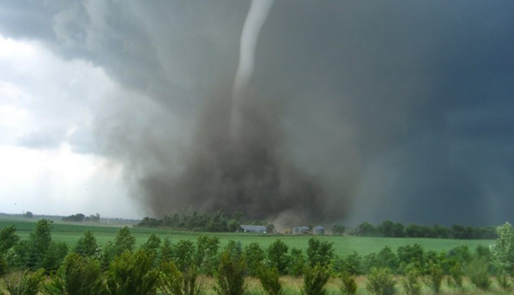 Onda de tornados fora de época atingirá os Estados Unidos