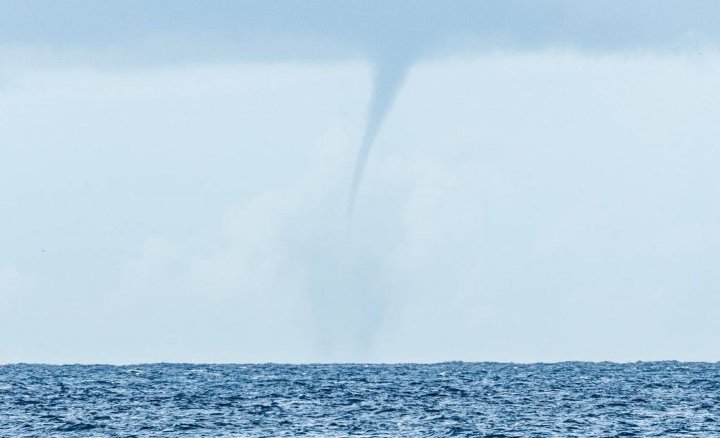 Tromba d´água se forma na costa de Florianópolis