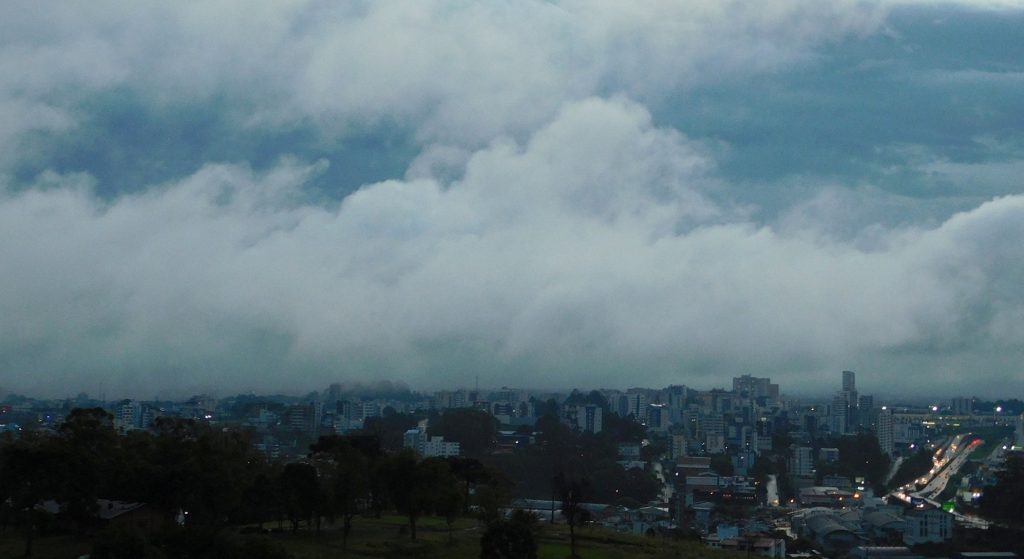 Quando o rigor do verão se instala no Rio Grande do Sul?