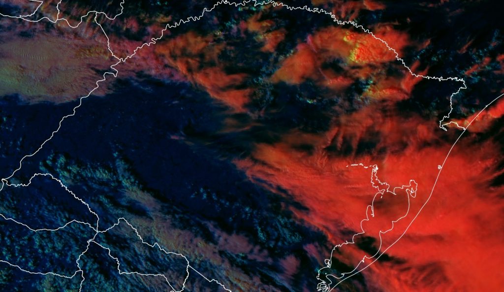 Veja quais regiões podem ter chuva pela frente fria nesta sexta