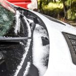 Neve granular e gelo em praias do litoral da Flórida