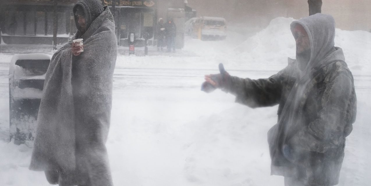 Meteorologia dos EUA: pessoas podem congelar na rua em minutos