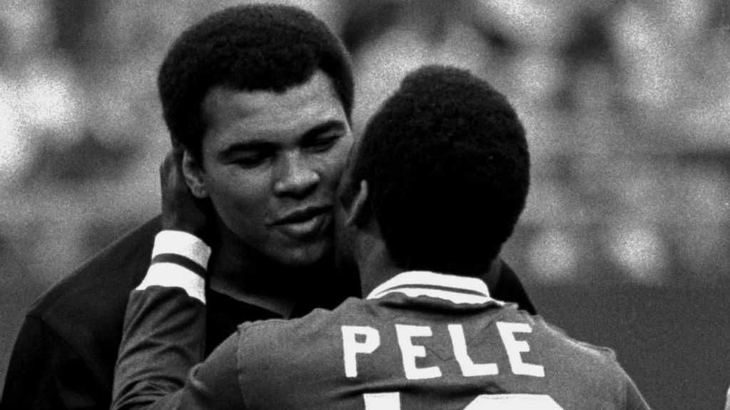 Pelé ardeu a chama do futebol no lugar mais frio em que jogou