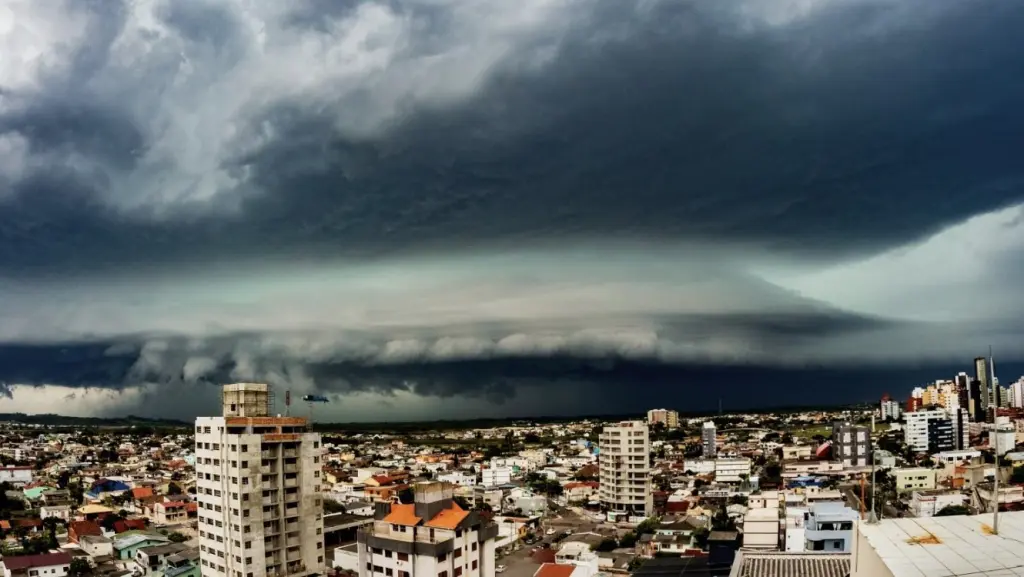 Chuva e temporais vão avançar pelo Sul do Brasil e São Paulo