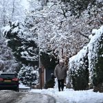 Neve provoca cenas de caos nos transportes do Reino Unido