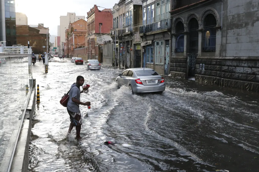Alerta: frente fria vai trazer muita chuva para o Rio de Janeiro