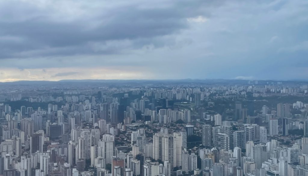 Período favorável à chuva forte e muitos temporais em São Paulo