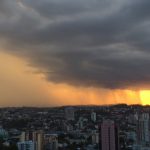 Semana termina com instabilidade que traz chuva e temporais