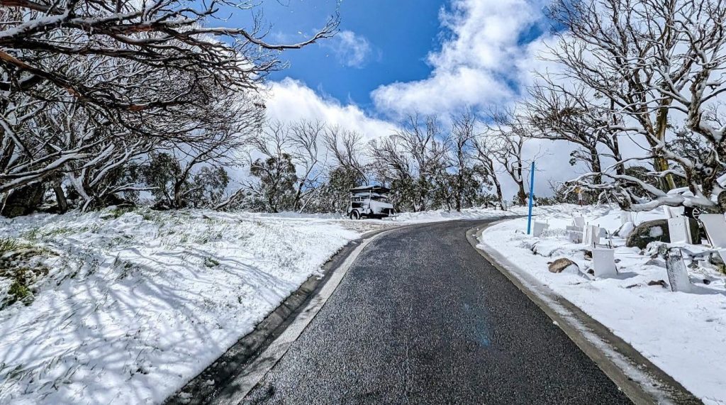 Neve rara encanta a Austrália em pleno mês de fevereiro