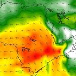 Chuva de quase 700 mm inunda Litoral de São Paulo e vai seguir