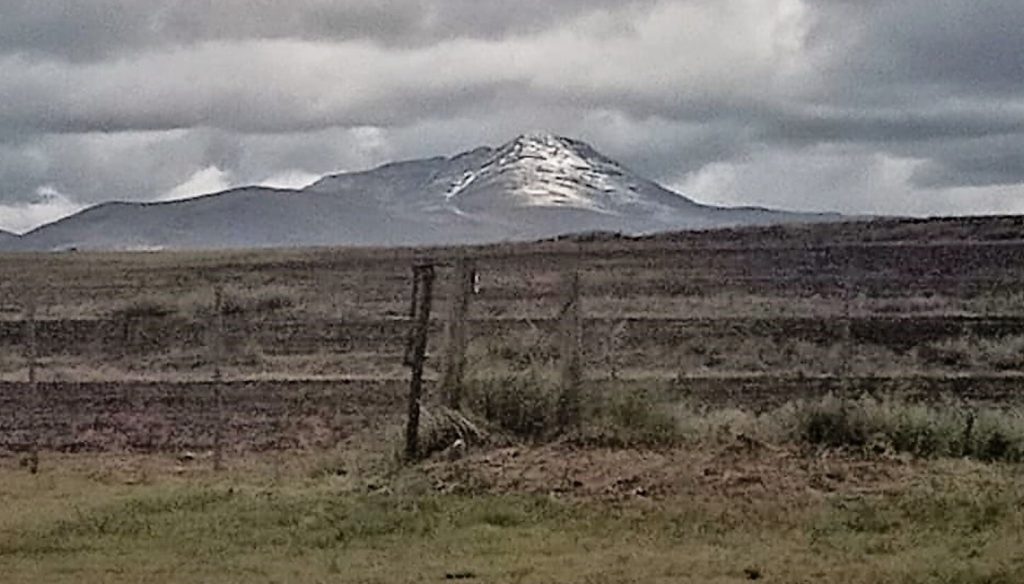 Incrível e surreal: pico coberto de neve em fevereiro em Buenos Aires