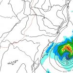 Baixa pressão com trajetória “estranha” vai reforçar a chuva