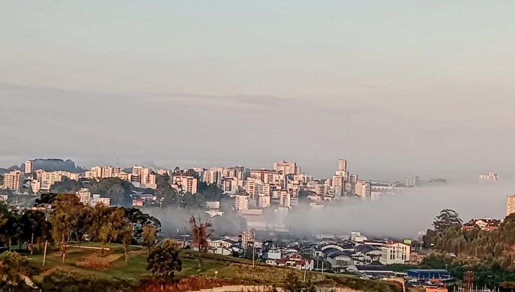 Clima outonal e até frio marcarão o começo da segunda-feira
