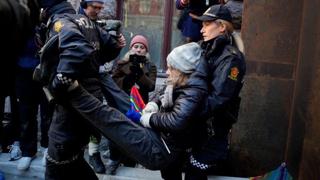 Greta é detida em protesto contra parque eólico em terra índigena