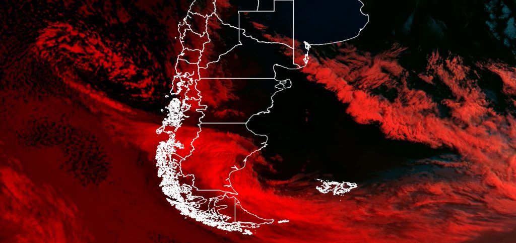 Festival de fenômenos na Argentina: chuva, temporal, neve e vento Zonda