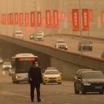 Qualidade do ar atinge níveis insalubres na China por tempestade de areia