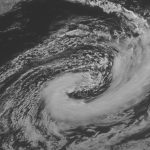 Três ciclones no Atlântico Sul vão levar ar frio para o Brasil