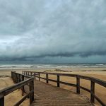 Previsão do tempo: fim de semana com sol e períodos de chuva
