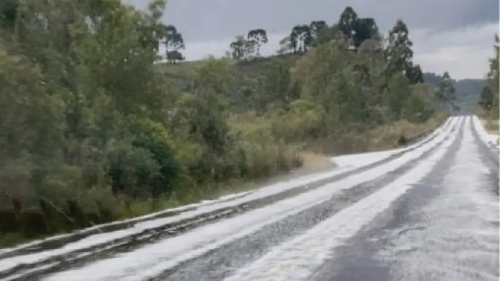 Chuva, vento, granizo, frio….. e agora geada