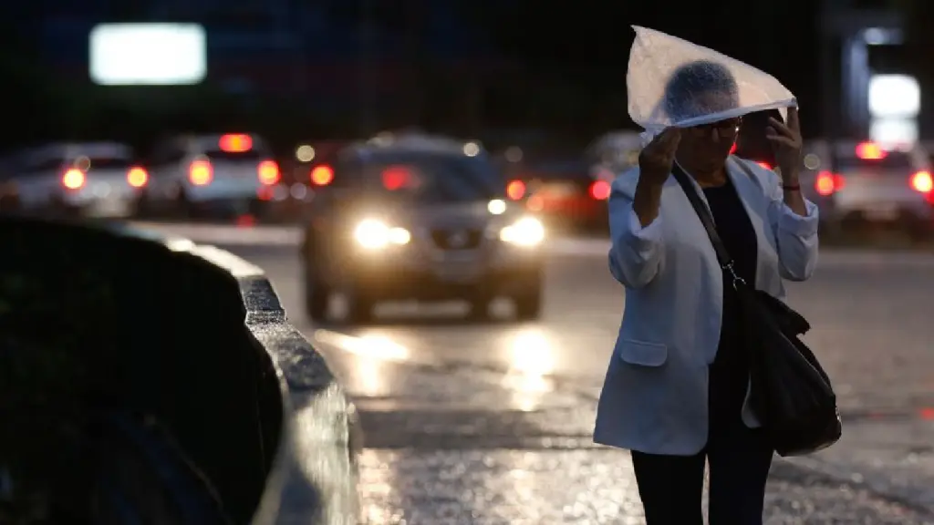 Frente fria e baixa pressão vão reforçar a chuva em São Paulo