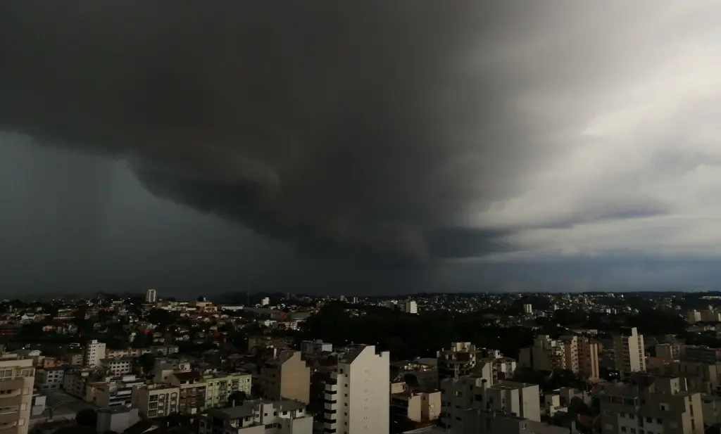 Metade da chuva de 2023 até agora em apenas uma semana