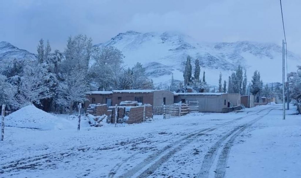 Primeira grande nevada do ano no Noroeste da Argentina