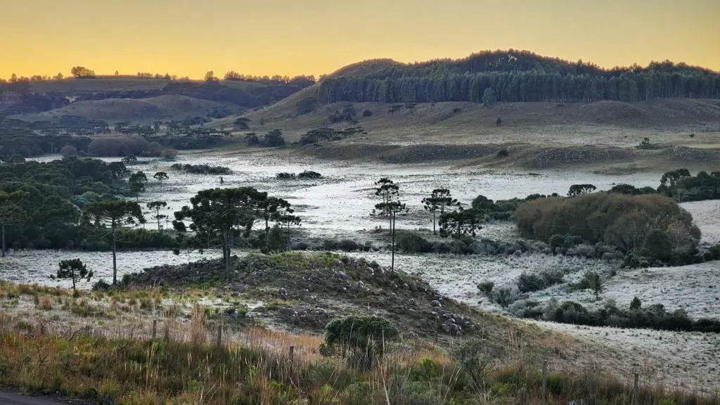Sábado começou com frio abaixo de zero nos três estados do Sul