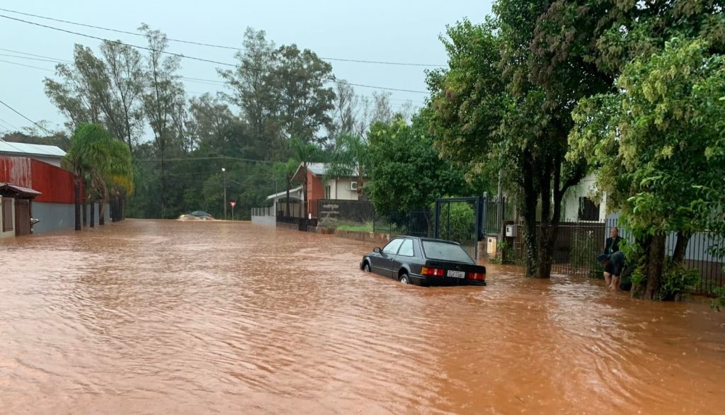 Começo de maio extremamente chuvoso já é sinal do El Niño?