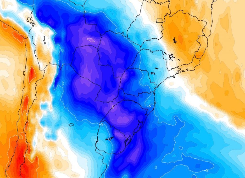 Primeira grande massa de ar frio de inverno avança para o Brasil