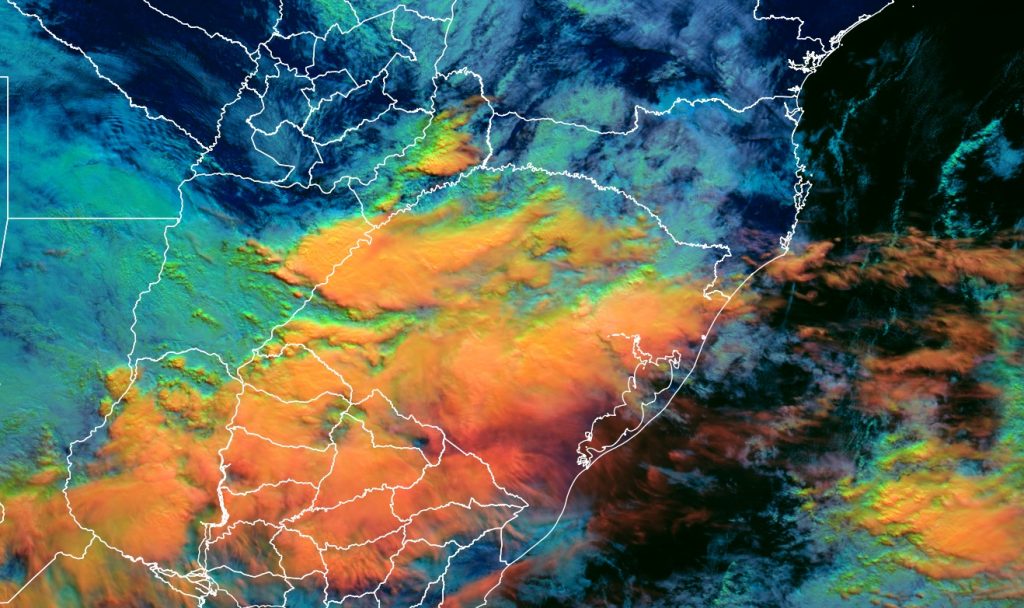 Previsão do tempo: chuva avança nestas primeiras horas do inverno